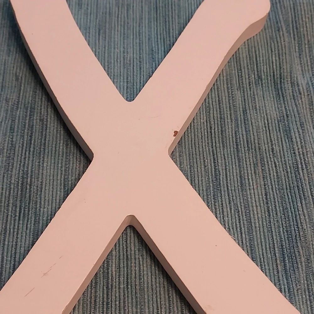 ARTMINDS White Wood Letter 